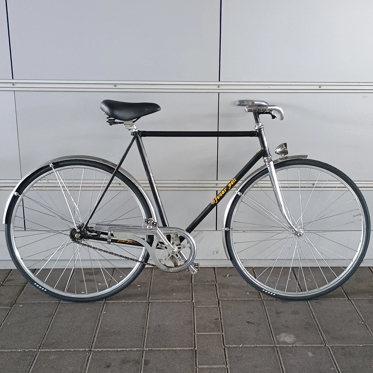 Fusar da città con freno a contropedale.