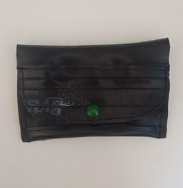 "Button" tobacco pouch